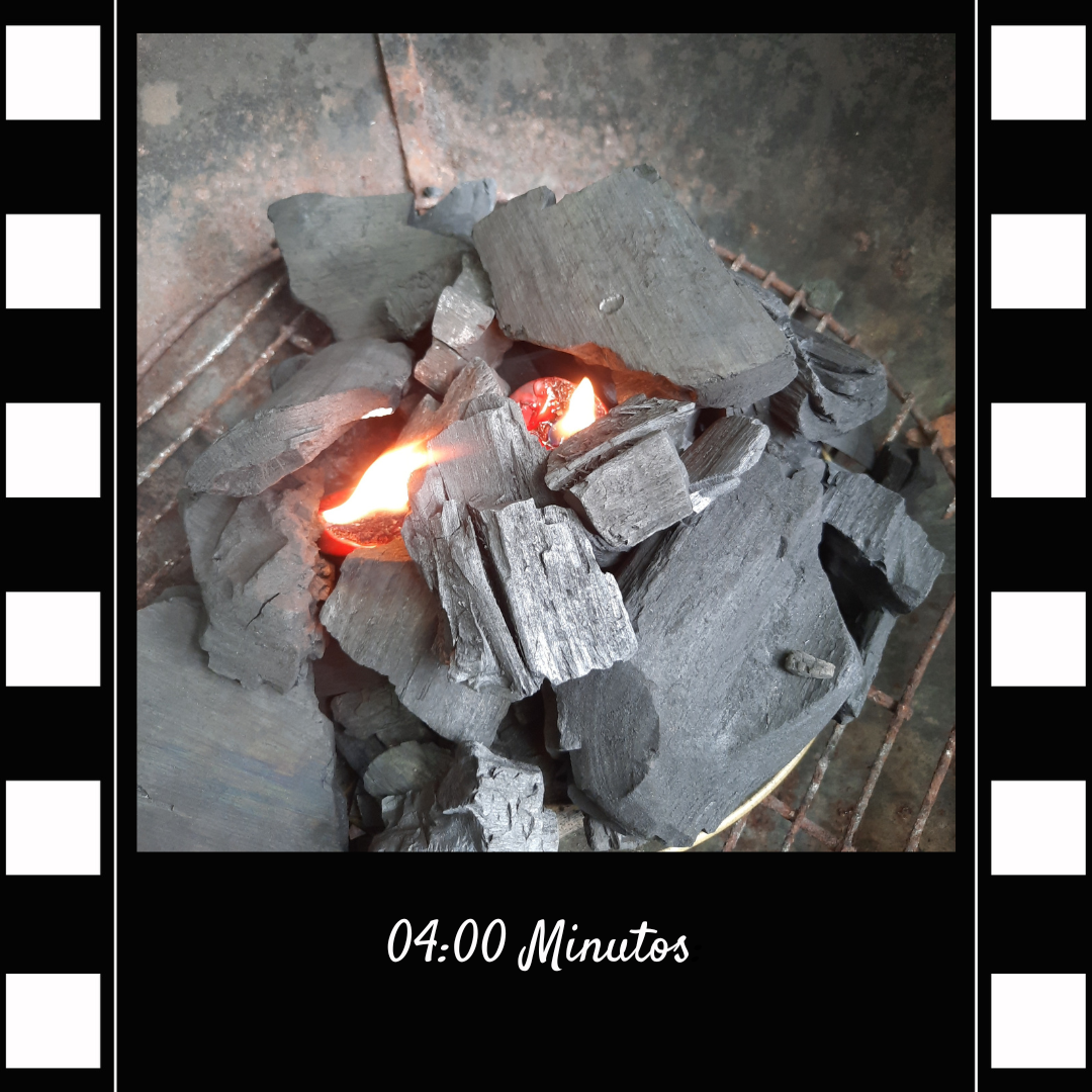 Encendedores de Carbón Candelasa – Pack x4 + Fósforos
