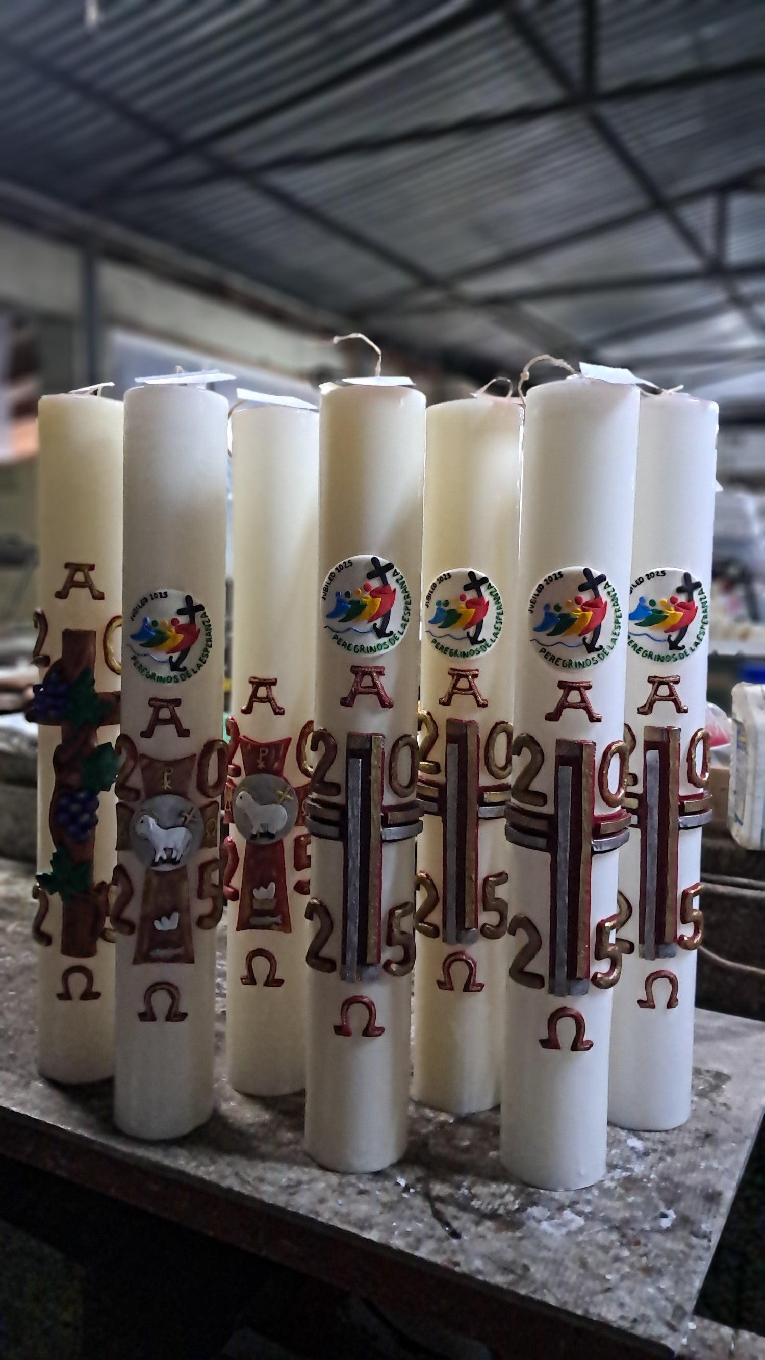 4*  Velas para Iglesias
